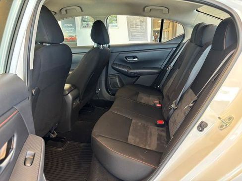 Certified 2025 Nissan Sentra SR FWD image 27