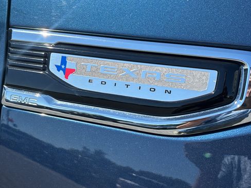 Used 2022 GMC Sierra 1500 SLT AWD/4WD image 5