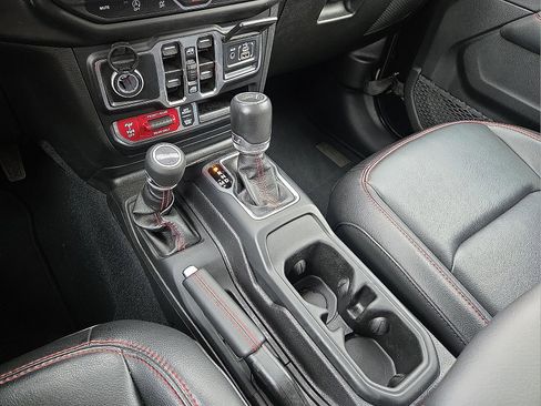 Used 2023 Jeep Gladiator Rubicon w/ LED Lighting Group AWD/4WD image 25