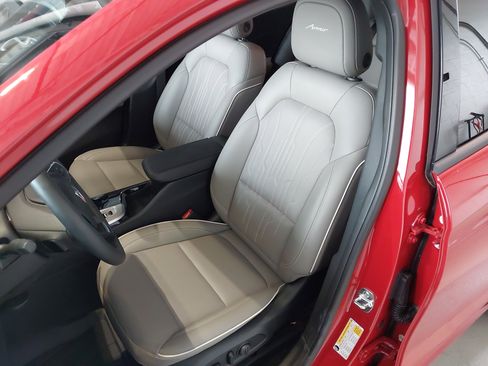 Used 2026 Buick Envista Avenir FWD image 22