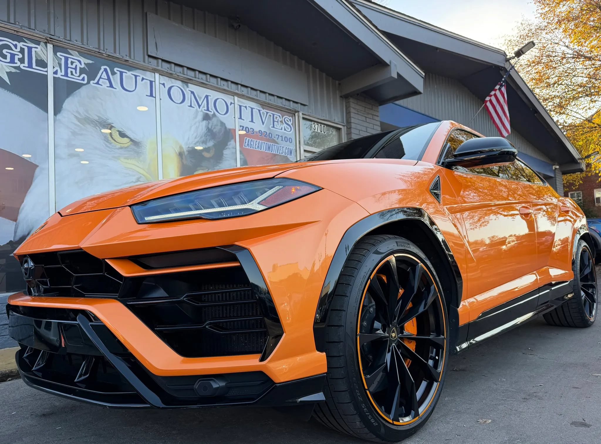 Used 2021 Lamborghini Urus AWD/4WD image 7