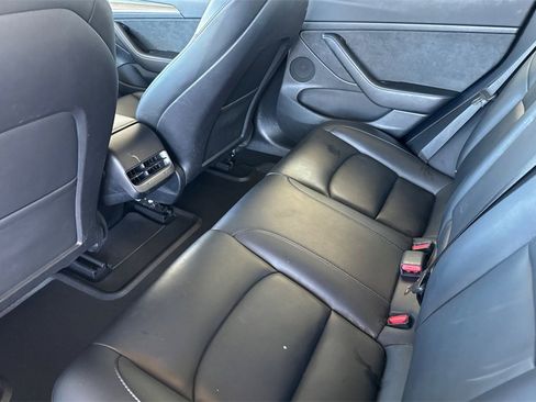 Used 2023 Tesla Model 3 Standard Range image 12