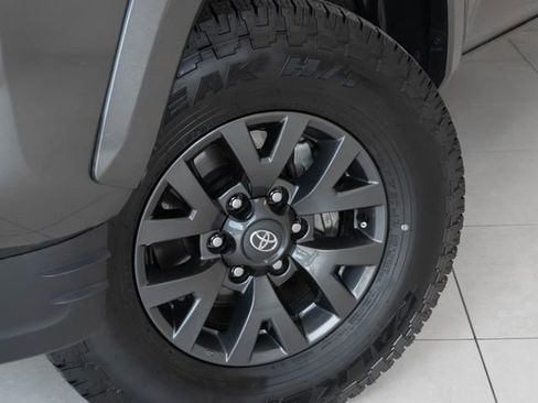 Used 2023 Toyota Tacoma SR5 RWD image 2