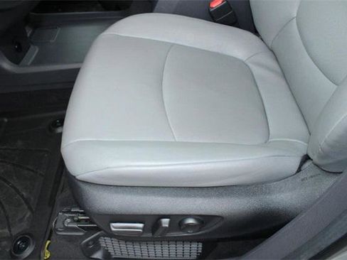 Certified 2024 Toyota Sienna XLE image 16