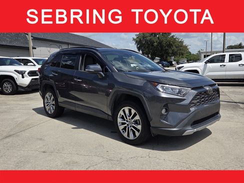 Used 2020 Toyota RAV4 Limited FWD image 1