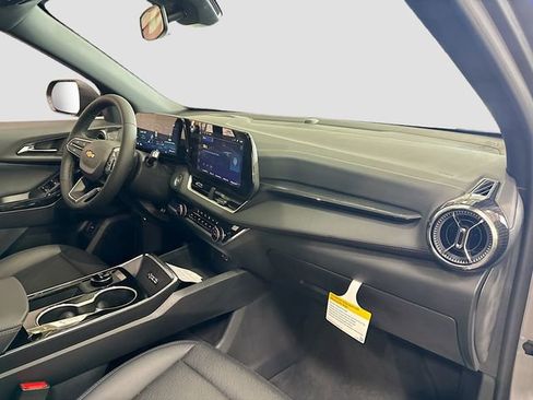 New 2026 Chevrolet Equinox LT w/ Convenience Package II image 29