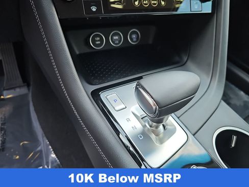 Certified 2026 Genesis G70 2.5T RWD image 21