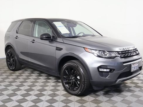 Used 2017 Land Rover Discovery Sport HSE AWD/4WD image 3