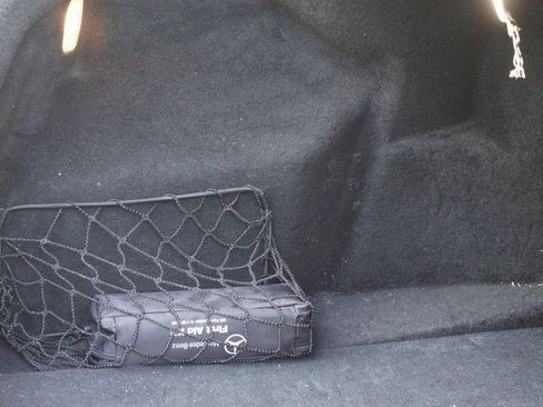 Used 2011 Mercedes-Benz S 550 image 29