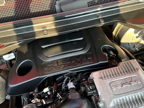Used 2019 RAM 1500 Big Horn AWD/4WD image 34