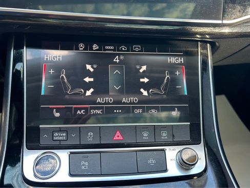 Used 2021 Audi Q7 3.0T Premium Plus image 23