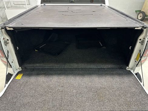 Used 2019 Toyota Tundra Platinum image 7