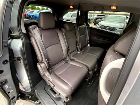 Used 2024 Honda Odyssey EX-L image 21