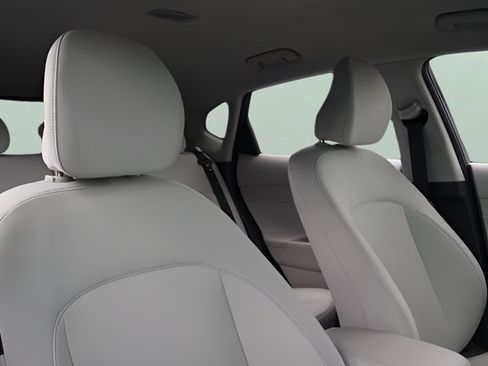 Used 2025 Hyundai Kona SEL FWD image 17