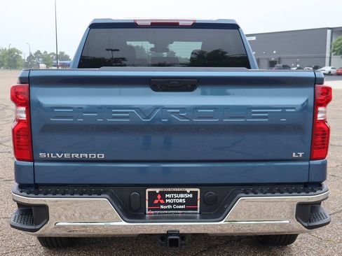 Used 2024 Chevrolet Silverado 1500 LT AWD/4WD image 11