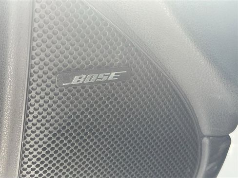 Used 2018 Nissan 370Z w/ Sport Package image 18