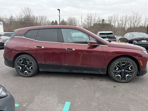 Certified 2023 BMW iX xDrive50 w/ Premium Package image 9