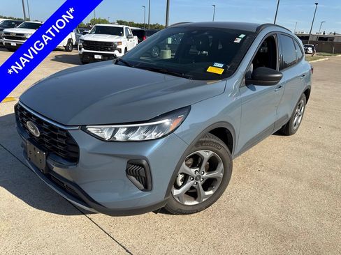 Used 2025 Ford Escape ST-Line FWD image 1