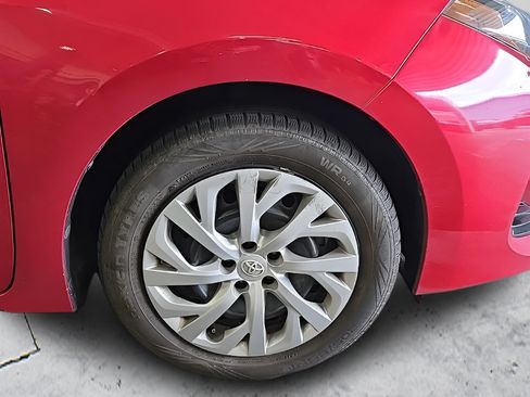 Used 2018 Toyota Corolla LE w/ Protection Package FWD image 18