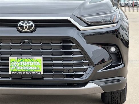 New 2026 Toyota Grand Highlander FWD image 8