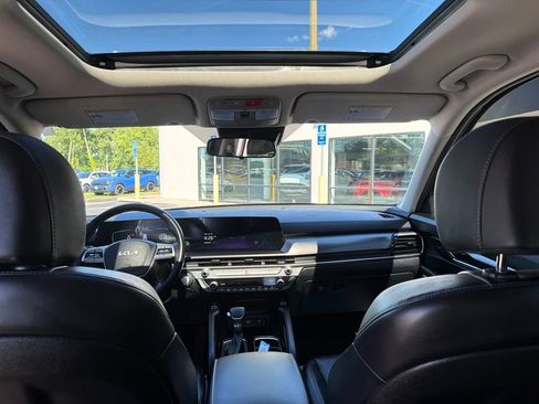 Certified 2024 Kia Telluride S w/ S Sunroof Package AWD/4WD image 21