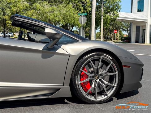Used 2017 Lamborghini Aventador LP 700-4 AWD/4WD image 62