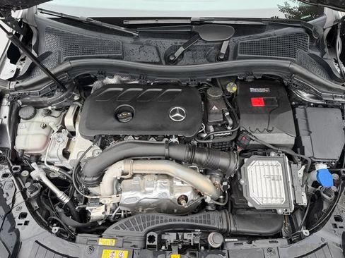 Used 2026 Mercedes-Benz GLA 250 4MATIC image 34