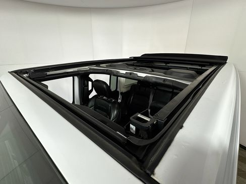 Used 2021 Jeep Wrangler Unlimited Sahara w/ Cold Weather Group image 6