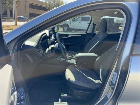 Used 2022 Ford Escape SE w/ Convenience Package image 8