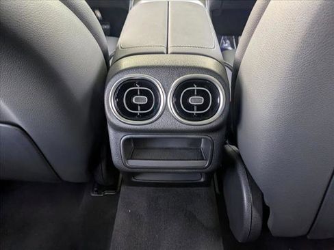 Certified 2025 Mercedes-Benz GLC 300 4MATIC image 14