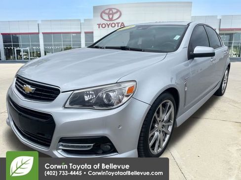 Used 2014 Chevrolet SS RWD image 7