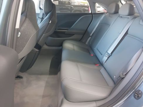 Used 2025 Lucid Air Touring AWD/4WD image 5