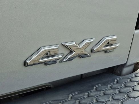 Used 2019 RAM 1500 Express w/ Express Value Package image 32