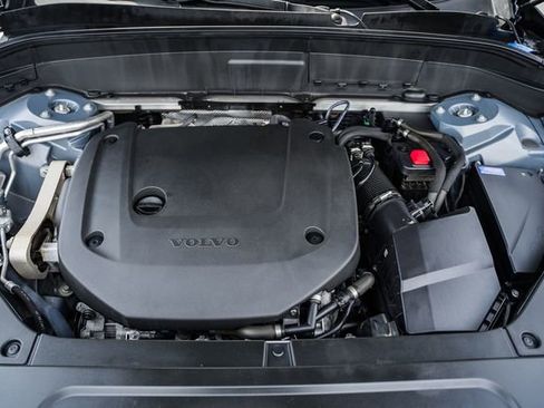 Used 2023 Volvo XC90 B6 Ultimate w/ Lounge Package image 20