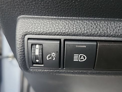 Used 2023 Toyota Corolla LE FWD image 13