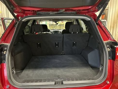 Used 2018 Chevrolet Equinox LT AWD/4WD image 13
