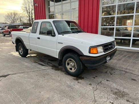 Used 1997 Ford Ranger Splash image 2