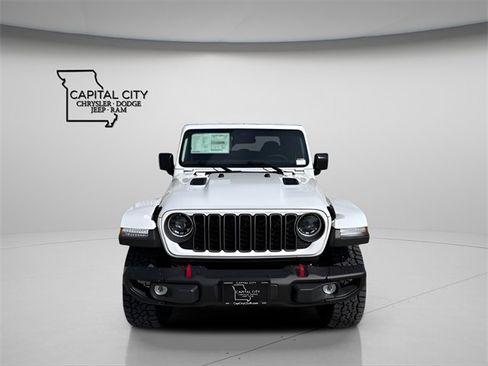 New 2026 Jeep Gladiator Rubicon image 2