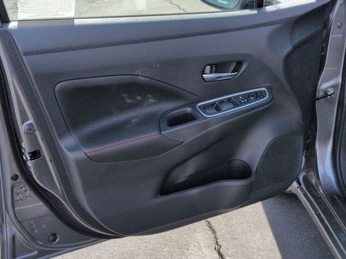 New 2025 Nissan Versa SR w/ Trunk Package image 12