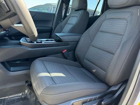 New 2026 Chevrolet Equinox LT w/ Safety and Technology Package AWD/4WD image 5
