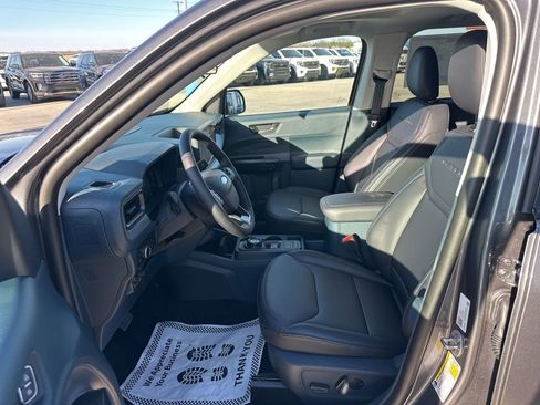 New 2026 Ford Maverick Lariat w/ Black Appearance Package image 15