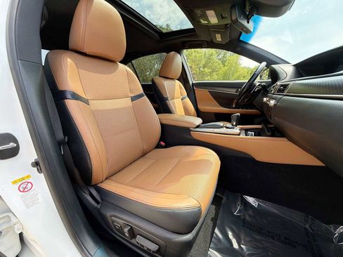 Used 2016 Lexus GS 350 F Sport w/ F Sport Package RWD image 19