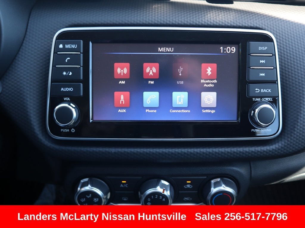 Used 2025 Nissan Kicks Play S FWD image 17