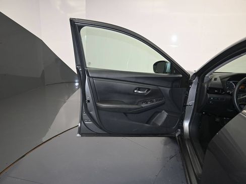 Used 2024 Nissan Sentra SV FWD image 10