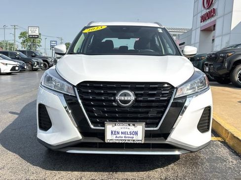 Used 2023 Nissan Kicks SV FWD image 2