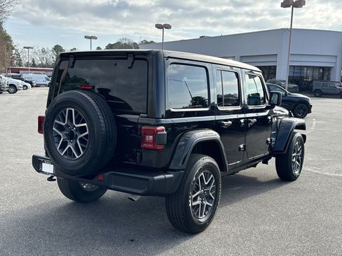 Used 2024 Jeep Wrangler Sahara w/ Safety Group image 6