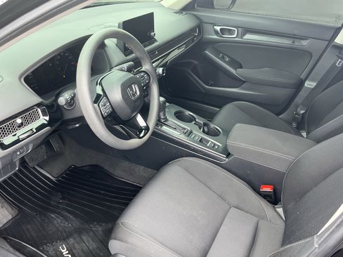 Used 2023 Honda Civic LX image 9