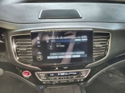 Used 2022 Honda Passport Elite image 16