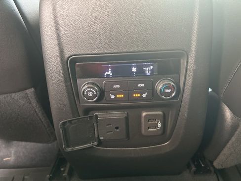 Used 2023 Buick Enclave Avenir w/ Avenir Technology Package image 15