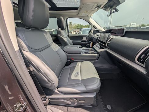 New 2027 Ford Expedition Max Active AWD/4WD image 6